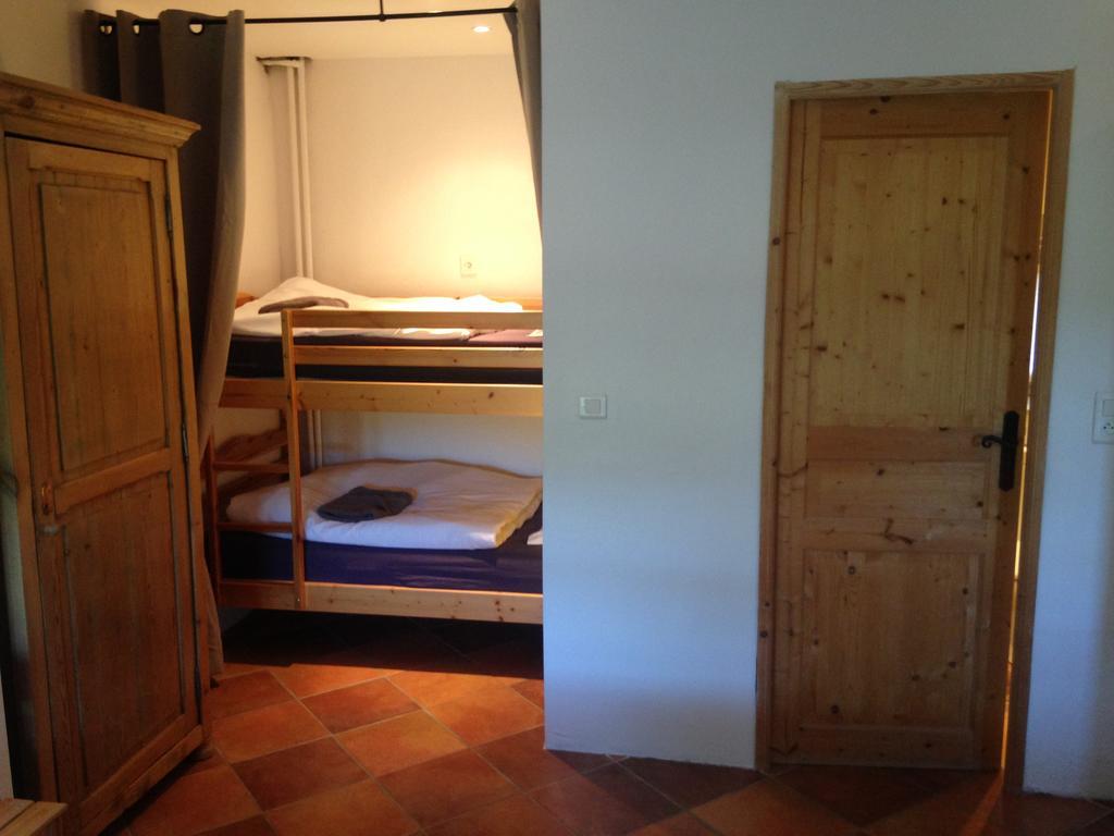 Gite Le Gre Chantemerle-les-Grignan Ruang foto